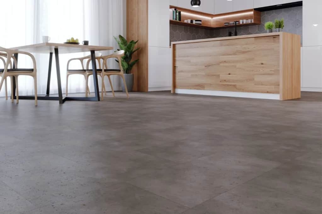 Czy układać panele winylowe pod szafkami w kuchni? Unikaj błędów! Czy układać panele winylowe pod szafkami w kuchni? Unikaj błędów!