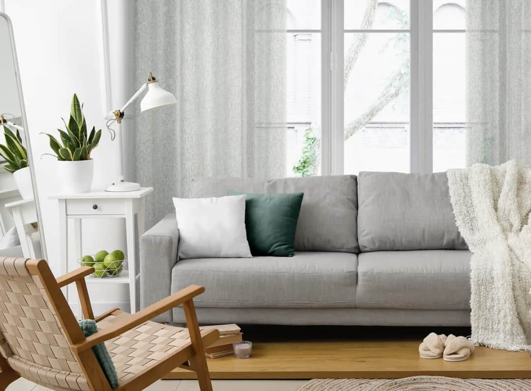 Szarą kanapa jakie poduszki wybrać, by stworzyć stylowy wystrój